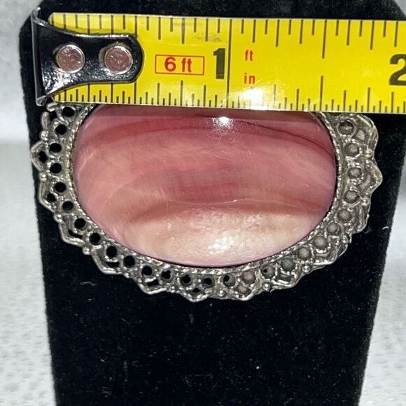 Vintage Pink Synthetic Rhodochrosite Style Brooch Pin Silver Tone Filigree Metal - Picture 2 of 6